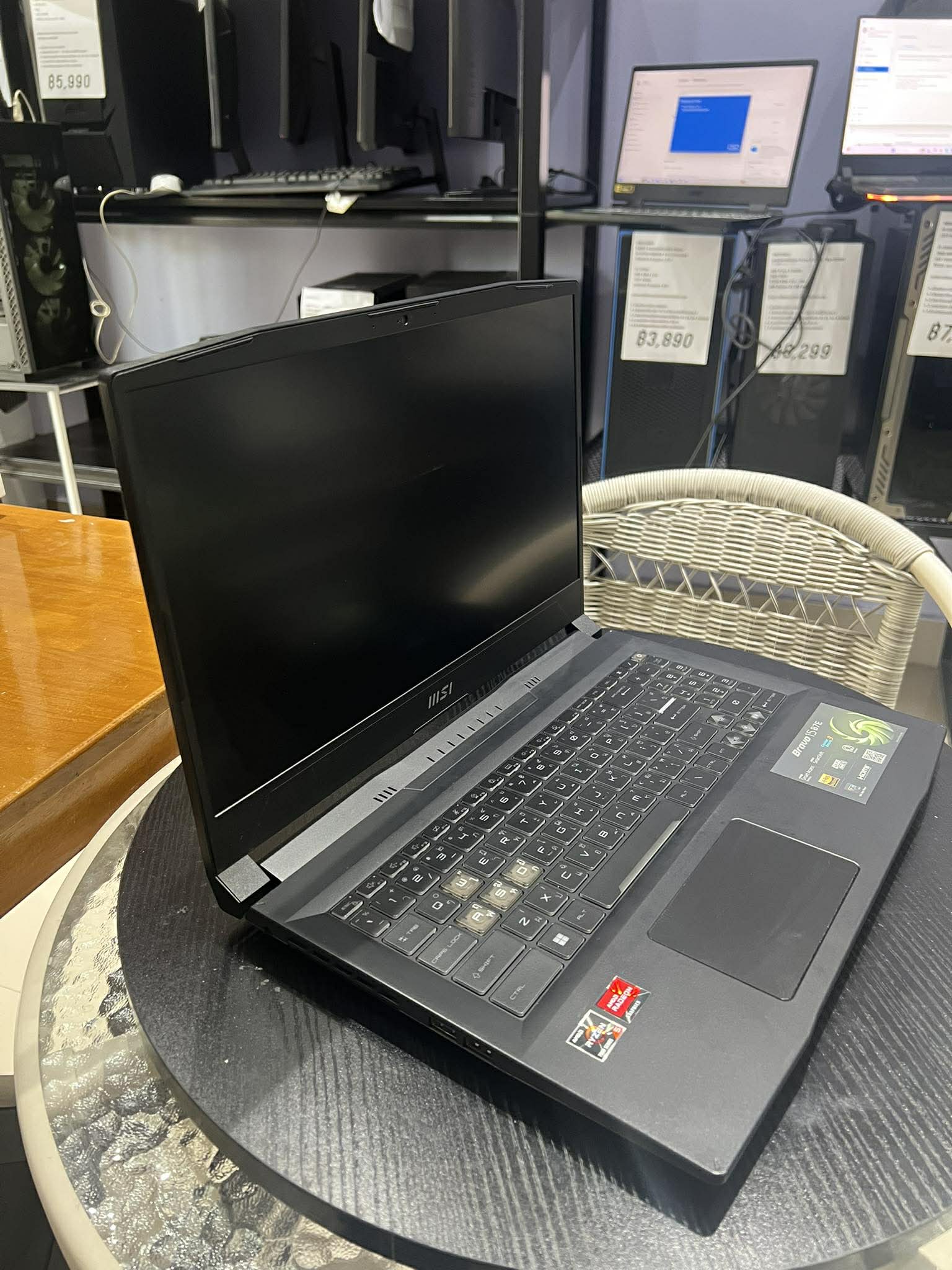 รหัสสินค้า #NOECOM76 โน๊ตบุ๊คมือสองแรงๆ MSI Bravo 15 B7ED-020TH Ryzen 5 7535HS/16GB DDR5/M.2 512*2=1TB/RX6550M/144Hz - Image 4