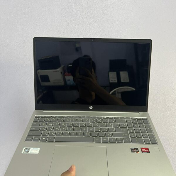 รหัสสินค้า #NOECOM85 COM82 Notebook มือสอง HP Laptop 15 Ryzen 3 7320U/8GBDDR5/256GB/VGAออนบอร์ด
